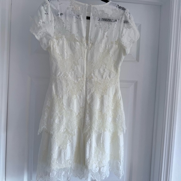 LENA White Lace Dress Size S Cap Sleeve Mini Bridal Rehearsal Cute Feminine - Picture 7 of 13